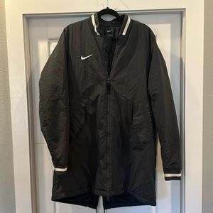 Mens Nike Medium Tall Stadium coat